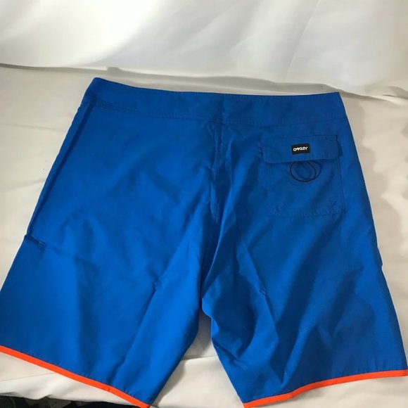 Oakley Shorts Men's 40 Blue - Picture 2 of 6